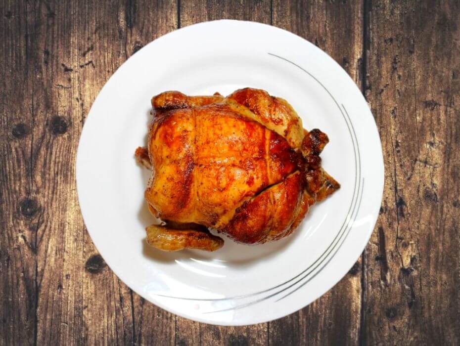 Pollos asados: el clásico de lo práctico, lo económico y el sabor que gusta a todos. El Rebost, Sant Carles de la Ràpita.